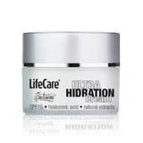 Ultra moisturizing cream with SPF 15 and hyaluronic acid